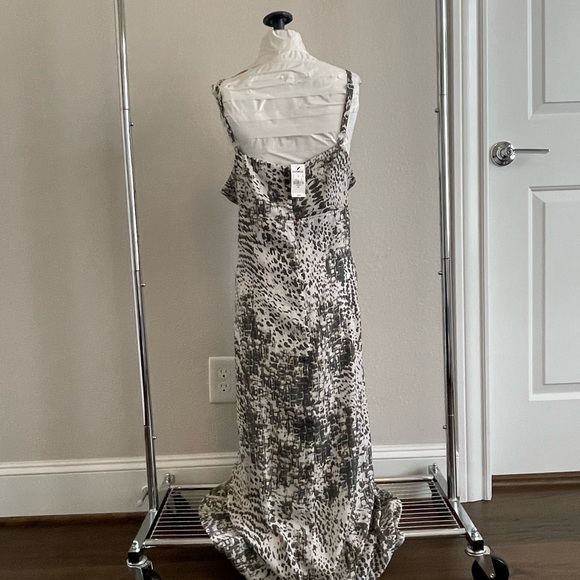 NWT Express multi color shift gown Sz XL - Picture 5 of 7